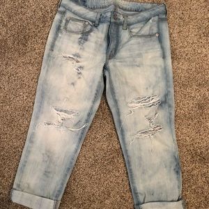 Jean Capri American eagle stone boy cropped wash ripped